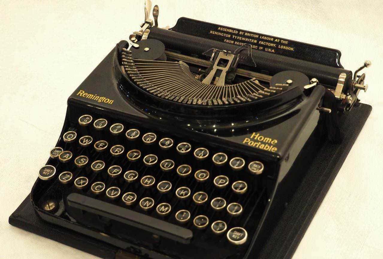 Origine tastiera qwerty dal 1864 a oggi [2026]