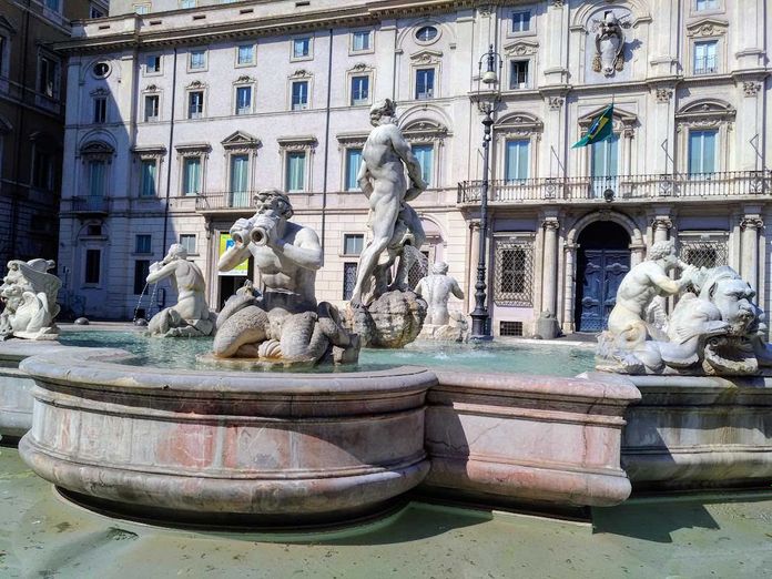 13 Fontane storiche di Roma celebrative