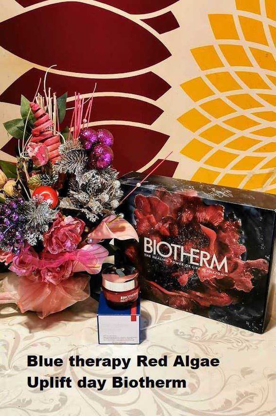 Blue Therapy Red Algae Uplift Day di Biotherm: crema effetto lifting 3 Blue therapy Red Algae Uplift day Biotherm
