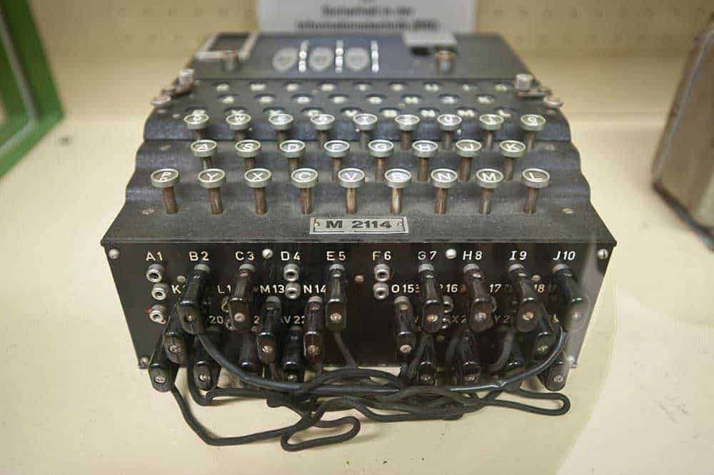 enigma-macchina-crittografica-tedesca-di-turing.jpg
