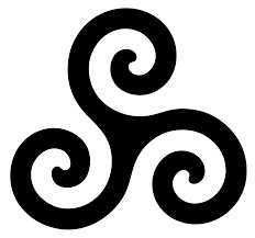 alfabeto-runico-24-rune-significato.jpg. Triskel simbolo celtico nero, rappresentazione di equilibrio e spirito, progettato per appunti sul blog, ideali per spiritualità e cultura celtica.