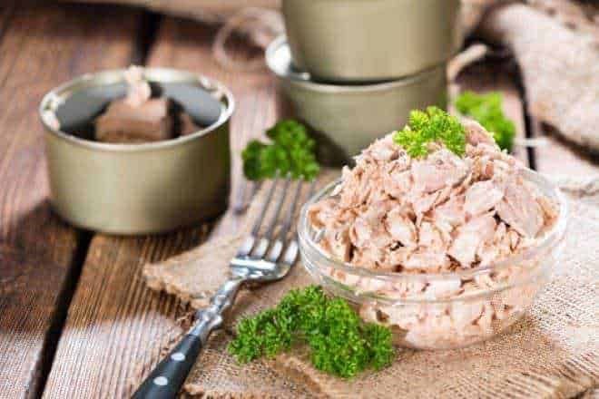 Tonno in scatola proprietà e benefici per la dieta