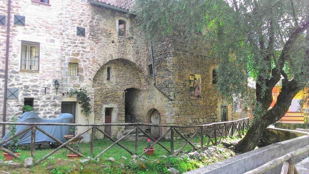 Rasiglia Umbria dove si trova e cosa vedere (2026)
