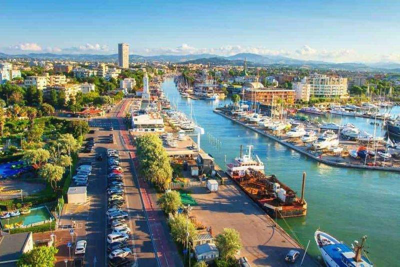 Emilia Romagna, cosa vedere tra 25 terme e mare 3 Emilia Romagna tra 25 terme e mare con spiagge attrezzate