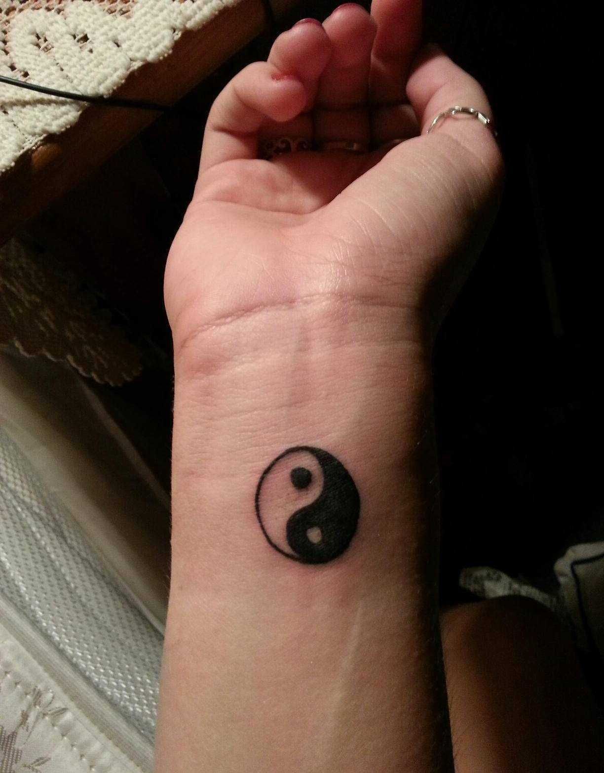 Storia di Yin Yang nella pop art e moda