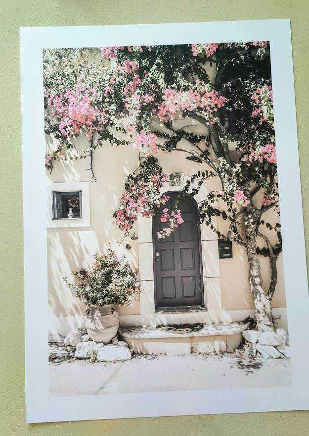 Come decorare una parete con 5 poster di pregio