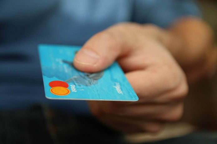 5 Differenze tra carta debito e credito