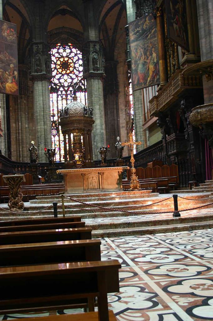 Duomo di Milano storia e architettura gotica