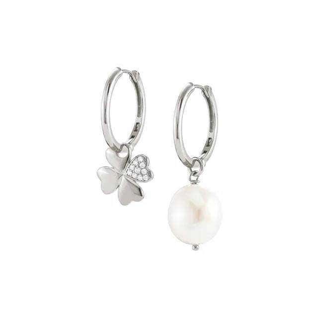 Orecchini donna con charms a farfalla e perla, eleganti gioielli in argento, accessori moda, regalo raffinato, bijoux di classe.