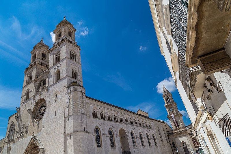 Oropan SpA: prodotti da forno di Altamura per mangiare sano 5 Cattedrale di Altamura - Oropan S.p.A.: prodotti da forno di Altamura per mangiare sano