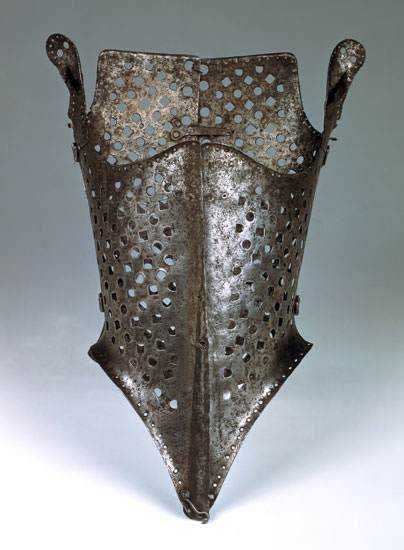 Corsetto nella storia dal medioevo a oggi