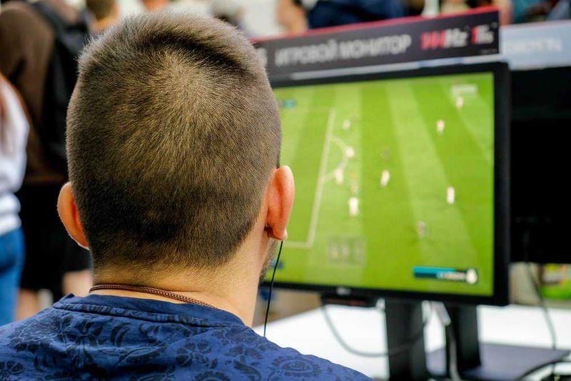 Cosa fa un calciatore nella vita privata: passione auto? 3 Cosa fa un calciatore nella sua vita privata?
