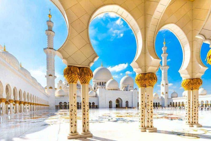 In crociera negli Emirati Arabi: cosa bisogna sapere 4 In crociera negli Emirati Arabi cosa bisogna sapere