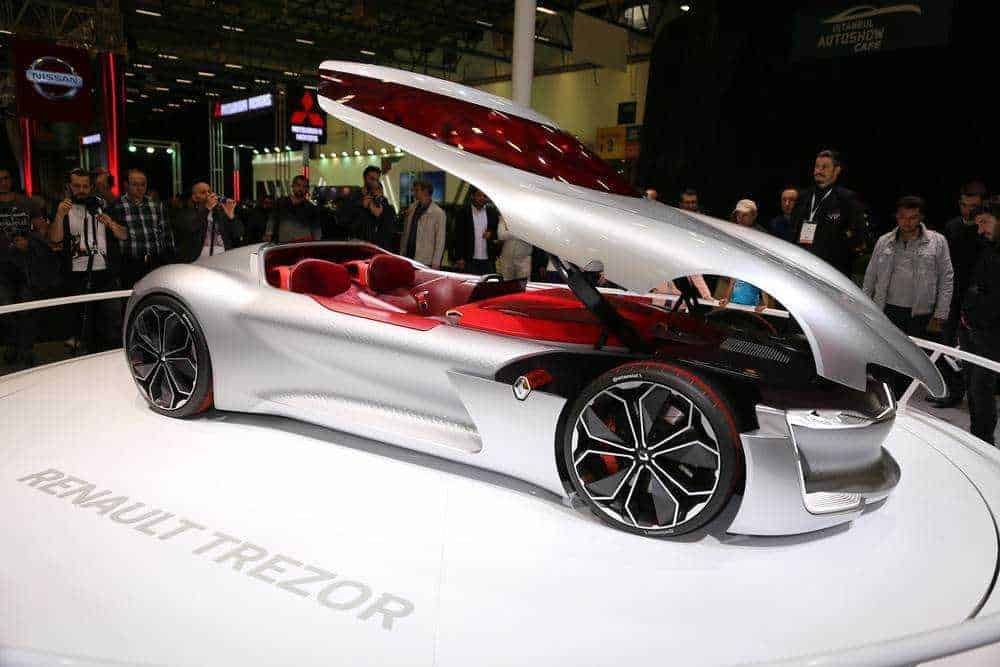 Futuristico concept car Renault Trezor 