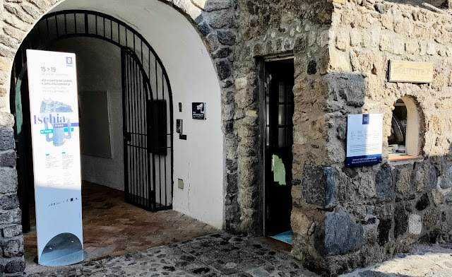 Castello Aragonese Ischia da vedere in 2 ore, entrata castello