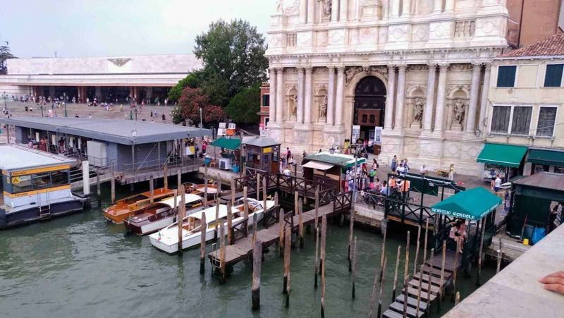 13 Città con canali nel mondo da vedere 2 Città con i canali più belli del mondo: 13 Città con canali nel mondo da vedere