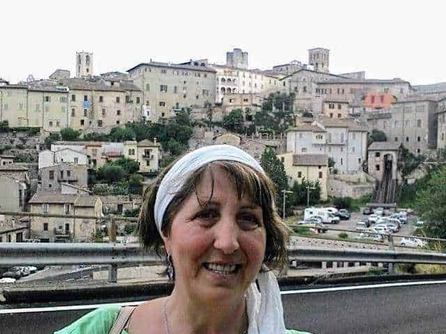 Narni Sotterranea: cosa vedere, storia, visita tra misteri e medioevo in Umbria (2026) 3 Vista di Narni dalla strada