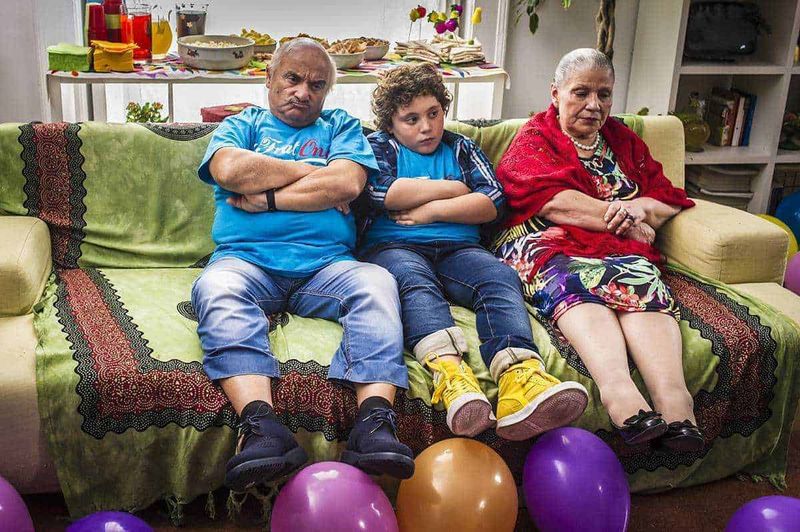 #tropponapoletano, film ironico di Siani