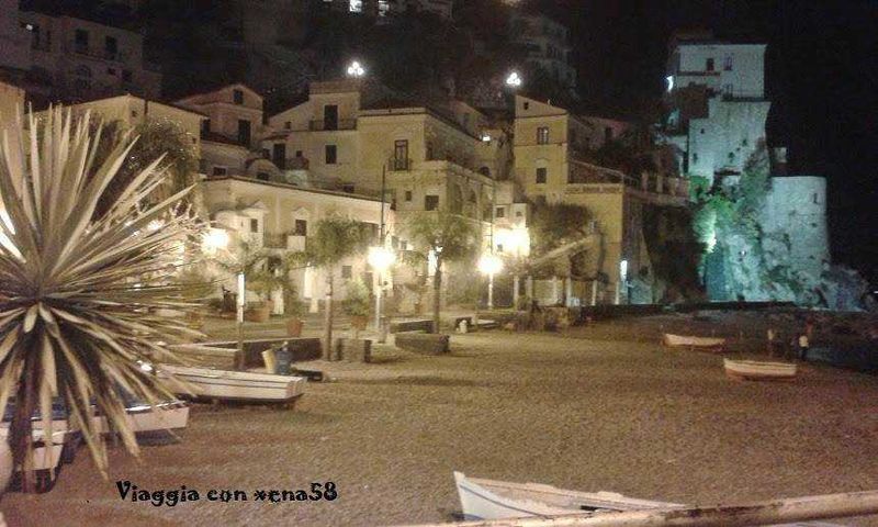 Cetara, borgo marinaro di tonnari in costiera amalfitana Cetara vista dal mare in Costiera Amalfitana
