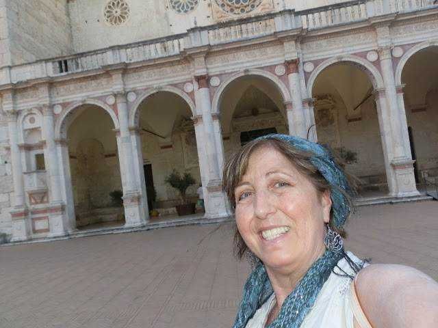 Piazza del Duomo a Spoleto, una delle location più riconoscibili della fiction Don Matteo.