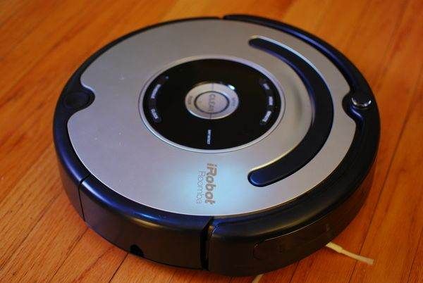 Roomba 560 l'irobot che pulisce da solo