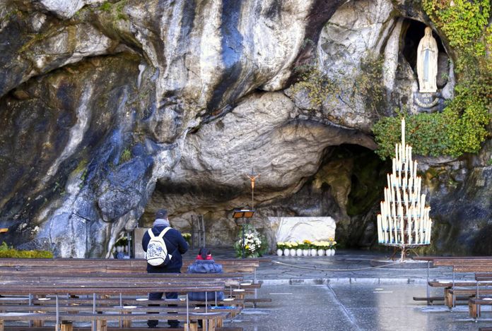 Una gita a Lourdes per pellegrinaggio