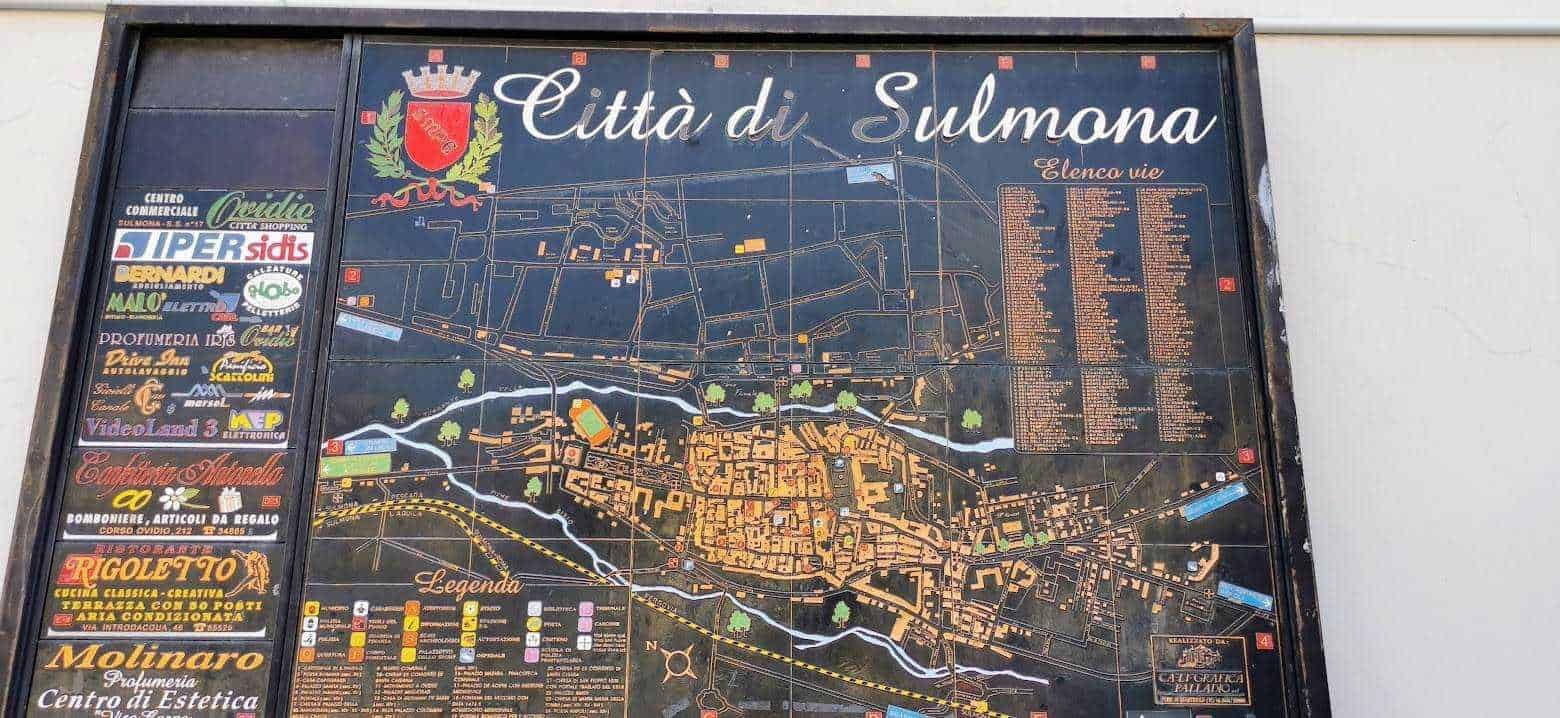 Abruzzo settimana santa a Sulmona tra riti e confetti