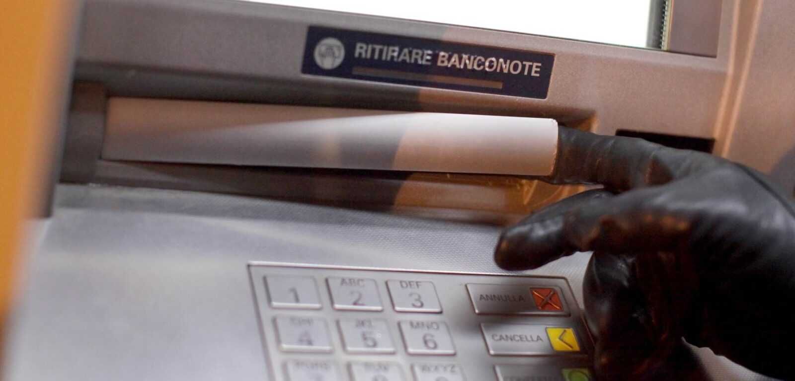 Cash Trapping, se vedi questo di solito ci sono criminali in agguato