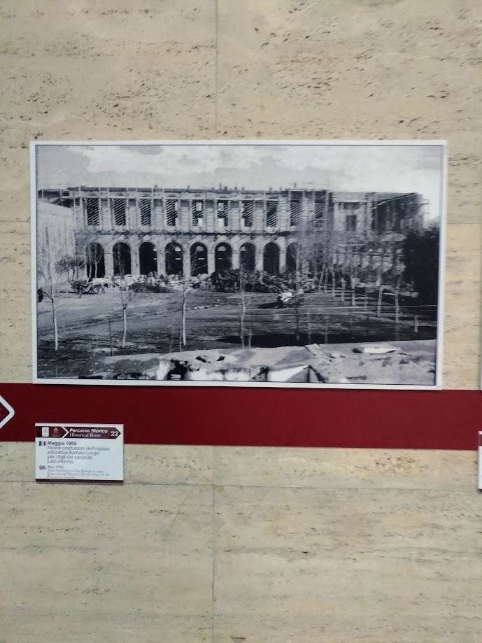 Pompei sede del Santuario Mariano e Scavi