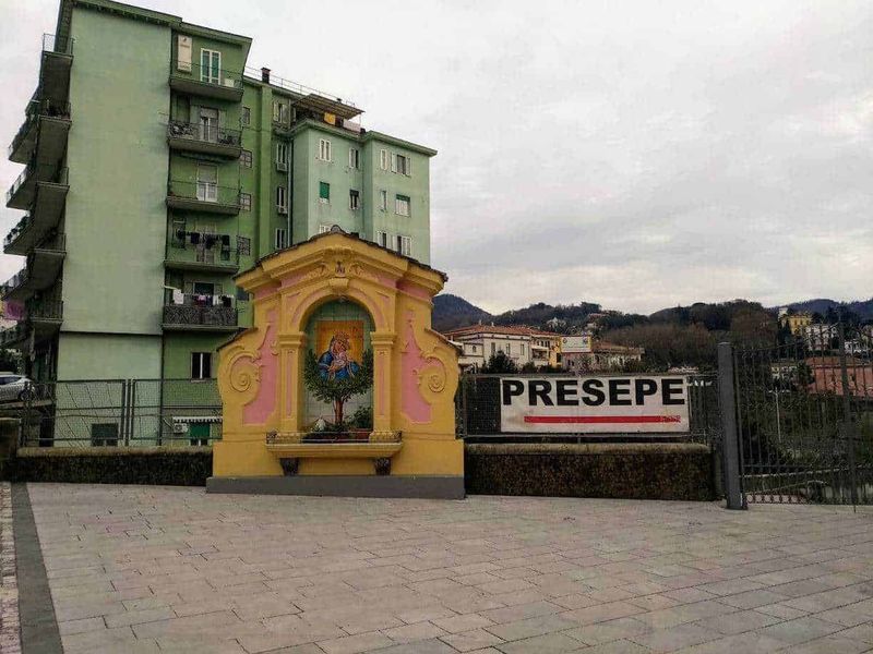 La sera di Natale a Cava dei Tirreni, un borgo medievale, in provincia di Salerno 8 La sera di Natale a Cava dei Tirreni, un borgo medievale, in provincia di Salerno
