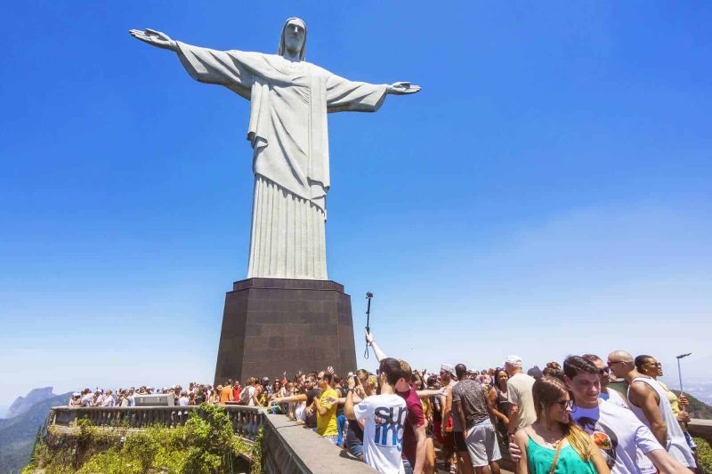 13 Statue con accesso interno nel mondo 111 13 Statue con accesso interno nel mondo