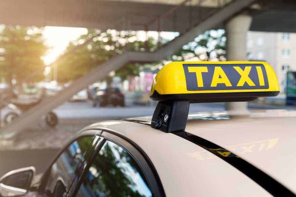 Viaggiare sicuri, 10 rischi da evitare