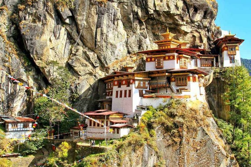 Viaggi Spirituali: Luoghi di Pace e Meditazione 2 Viaggi Spirituali: Luoghi di Pace e Meditazione