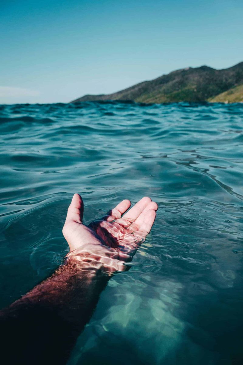 Come l'acqua di mare fa bene al nostro benessere 2 Come l'acqua di mare fa bene al nostro benessere