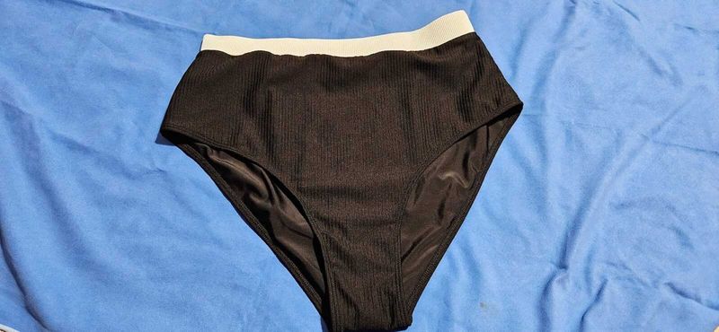 Costumi da bagno vintage, 2 modelli di bikini più belli 5 Costumi da bagno vintage, 2 modelli di bikini più belli