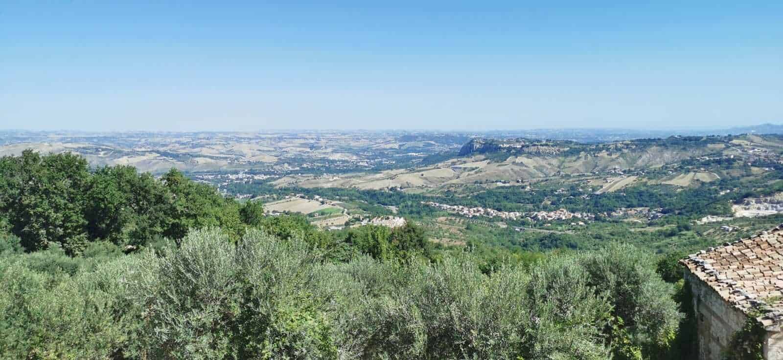 Esplorando il Fascino del Paesaggio di Montagna