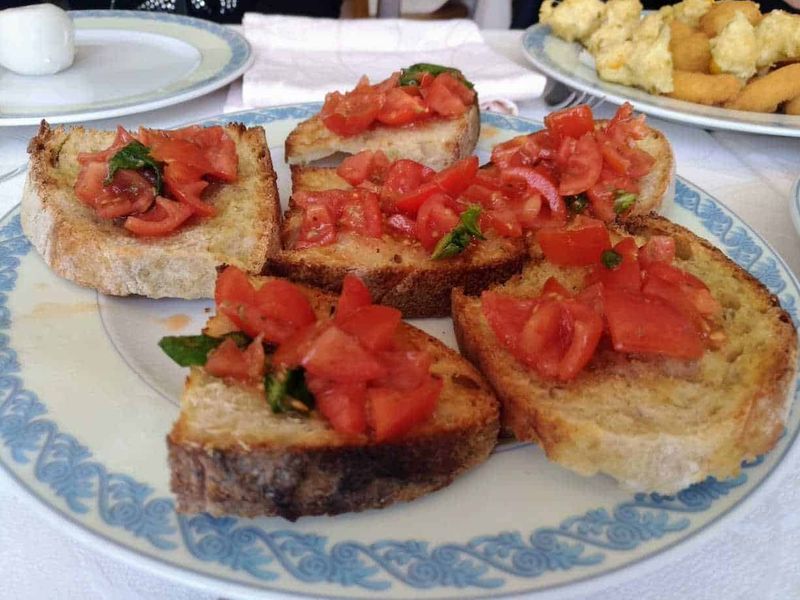 Gli antipasti italiani e le tapas spagnole, differenze 3 Gli antipasti italiani e le tapas spagnole, differenze