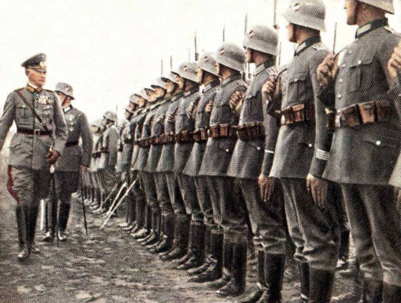 La Svastica significato dell'icona nazista 4 La Svastica significato dell'icona nazista