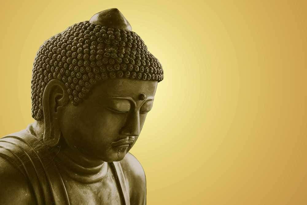 Perché Buddha ha grandi orecchie?
