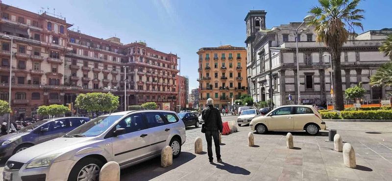 Stazione treni Mergellina a Napoli 8 Stazione treni Mergellina a Napoli