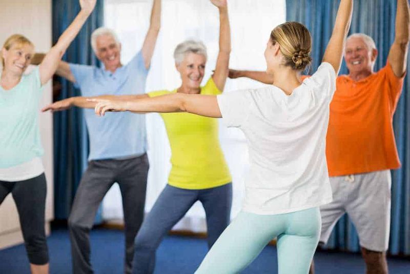 10 sane abitudini di vita e dieta equilibrata per over 50 3 Attività fisica per mantenersi in forma dopo i 50 anni