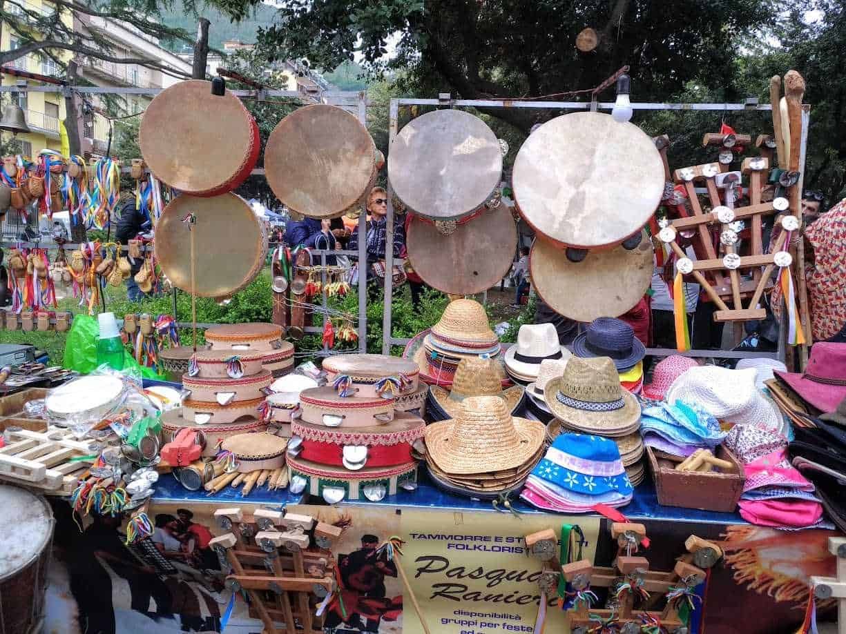 La tarantella da dove viene? Ballo folk