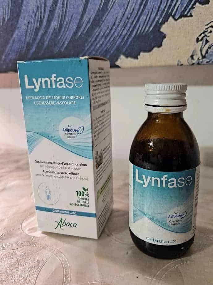 Lynfase integratore liquido per il benessere vascolare, con AdipoDren e estratti naturali, in bottiglia e confezione, sostenere la circolazione sanguigna e ridurre le infiammazioni.