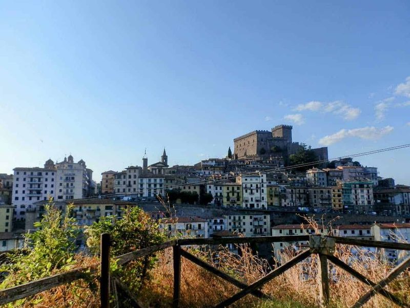 Soriano nel Cimino cosa fare in 8 siti 3 Castello Orsini