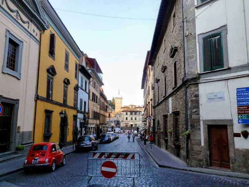 Soriano nel Cimino cosa fare in 8 siti 19 centro storico della tuscia cimina