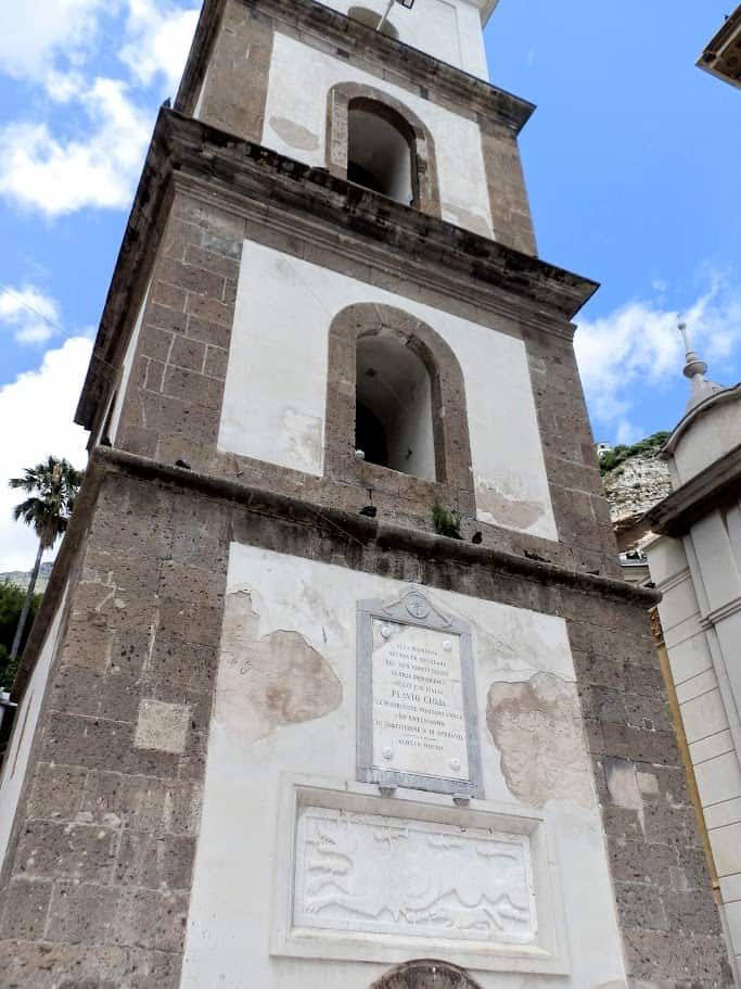 Santa Maria Assunta a Positano: la leggenda della Madonna Nera 7 campanile Santa Maria Assunta Positano