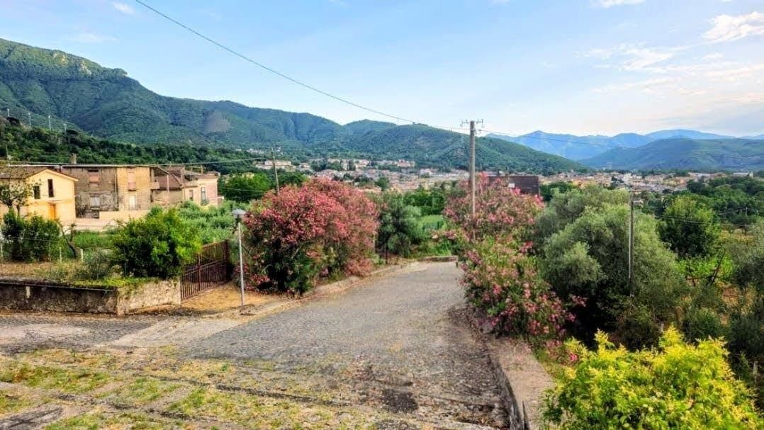 Salita verso la chiesa di Sant'Eustachio di Montoro