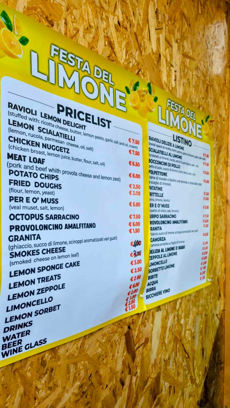 Festa Limoni Dragonea 2026: menù, come arrivare 3 Menù Festa del Limone con piatti come ravioli, pollo, e dolci, in un evento dedicato al limone, con prezzi e descrizioni.