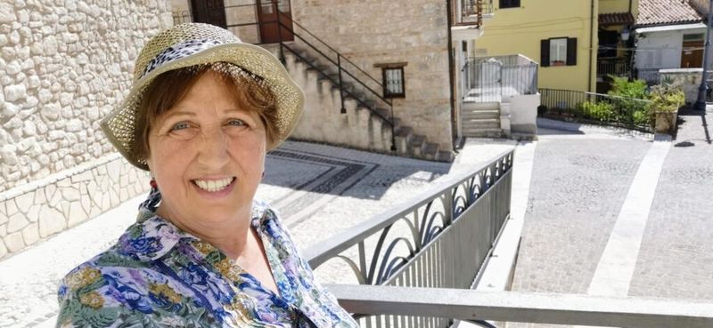 Perché indossare un cappello in estate? Tutti i vantaggi 3 Proteggere il cuoio capelluto dal sole
