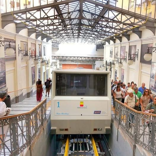 Guida alle funicolari di Napoli tra stazioni e percorsi 4 Funicolare di Montesanto